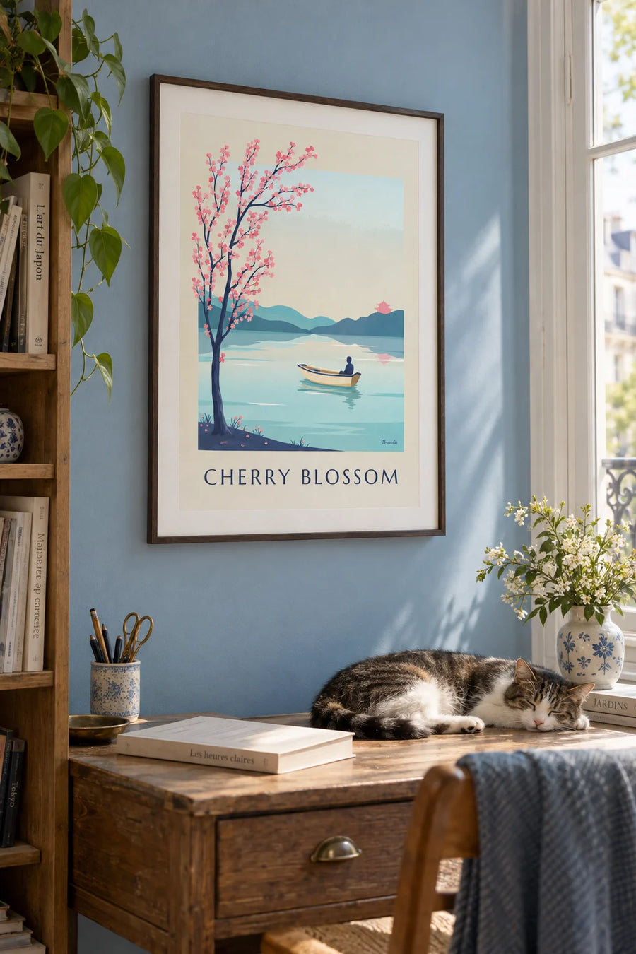 Poster blühender Kirschzweig über einem japanischen See: gerahmt an der Wand