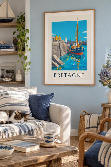 Affiche bateau de pêche breton rentrant au port de granit : encadrée au mur