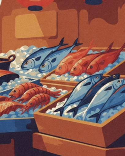 Les poissons bleus et rouges et les crevettes sur glace dans les caisses en bois
