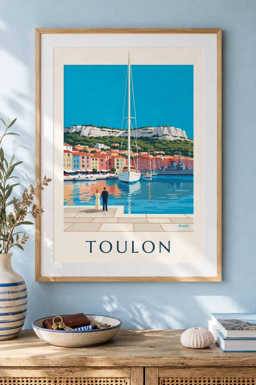 Poster Hafen von Toulon, gesehen unter einem Steinbogen: gerahmt an der Wand