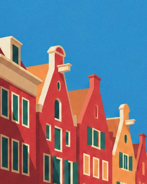 Façades à pignons rouges et orangées, volets verts, sous un ciel bleu