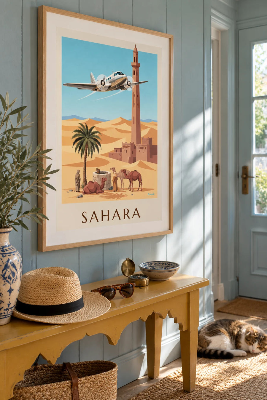 Poster dreimotoriges Flugzeug über einer Oase und den Dünen der Sahara: gerahmt an der Wand