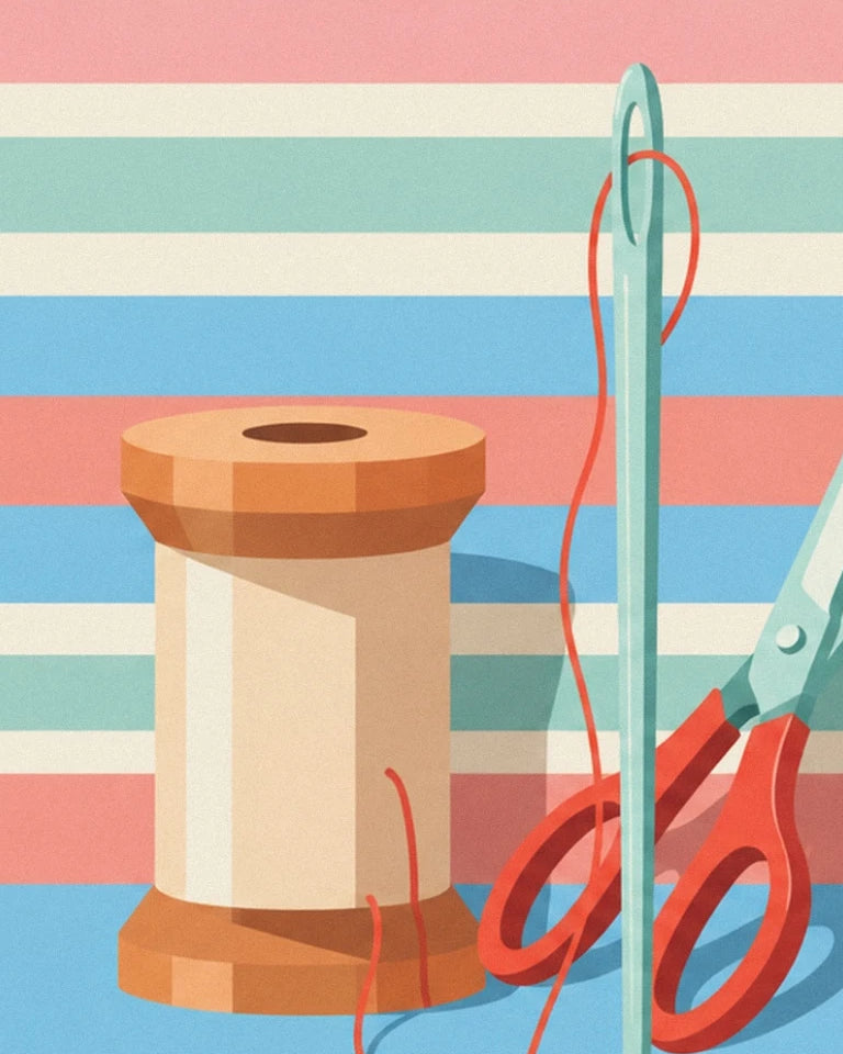 Poster Handarbeit Nähen, Garnrolle, Schere und Nadel: Detail in Nahaufnahme