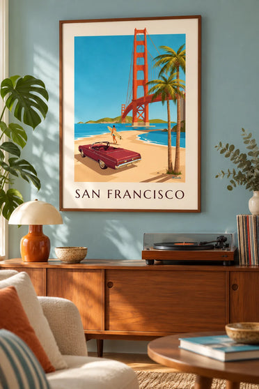 Poster Cabrio vor der Golden Gate Bridge in San Francisco : gerahmt an der Wand