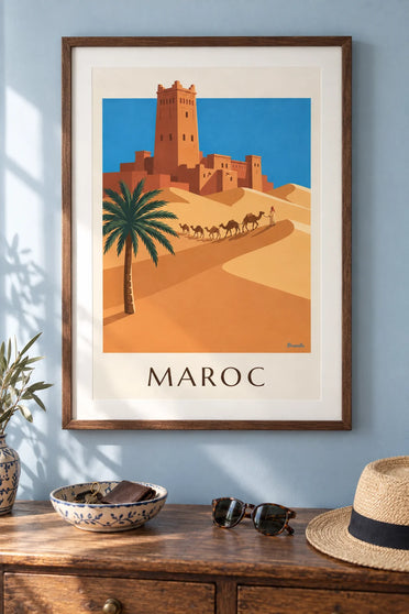 Poster Kasbah und Kamelkarawane in der marokkanischen Wüste: gerahmt an der Wand
