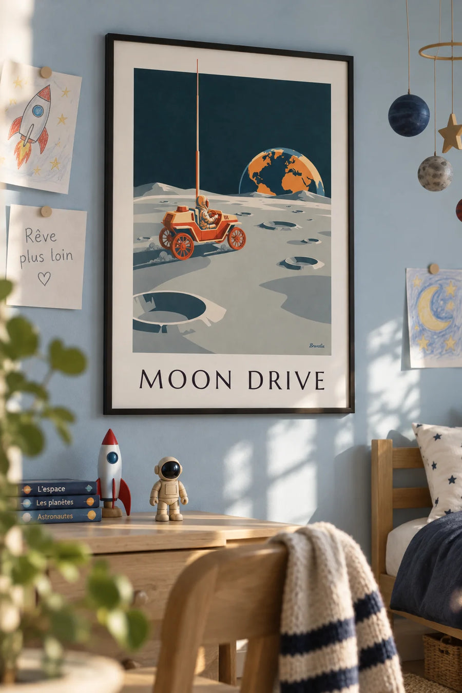 Poster Mondrover zwischen den Kratern des Mondes: gerahmt an der Wand