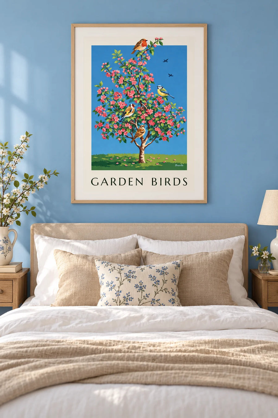 Affiche les oiseaux du jardin sur un pommier en fleurs : encadrée au mur